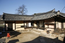 한옥스테이, 차(茶)와 장작불 아랫목의 온기를 전한다