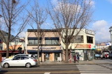 종로구, 북촌로에 지역 특색 반영한 간판 교체