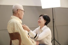 동대문구, 어르신 장수사진 무료 촬영