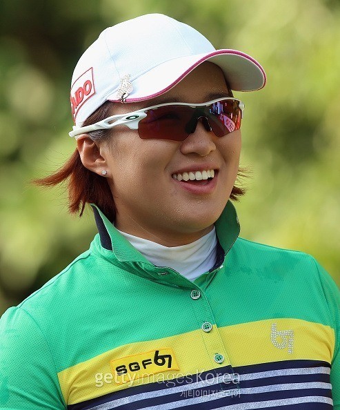 한국여자프로골프 스타 윤이나, 미국 LPGA 투어 도전 앞두고 세마스포츠마케팅과 매니지먼트 계약 체결!