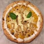 "교황님, 피자드세요" 나폴리에서 프란치스코에 선물