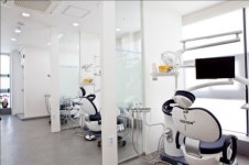 웃는 모습이 예쁜 호감형 얼굴 만들기 ‘치아교정’