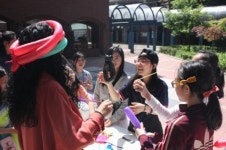 <포토뉴스> 어린이날…서울영어마을 풍납캠프에서는