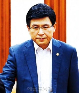 국무총리 후보자 황교안 “비정상의 정상화, 나라 기본 잡겠다”