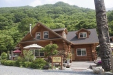 무더운 여름, 자연과 하나되는 밀양 얼음골통나무집