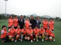 용인 모현면 줌마렐라FC, 깜짝 후원금 들어오자?