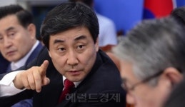 ‘의원 수 증원’ 일보 후퇴한 이종걸…‘경제민주화’ 집중