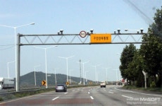 [궁금하면 질문]고속도로 과속 적발 1위, 구간단속은 어떤 원리로 이뤄지나?