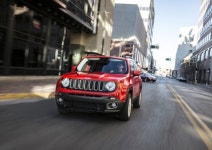 Jeep 첫 소형 SUV 올-뉴 지프 레니게이드 9월 출시