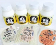 바쁜 아침 식사대용으로 이플목장 플레인요구르트 인기