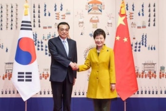 朴대통령 “한일중 정상회의 3국 넘어 동북아 평화 계기 희망”
