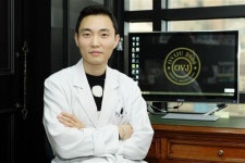 비염, 축농증(접형동부비동염), 비중격만곡증, 접형동 내 물혹 치료 전·후 CT 보여주는 한의원