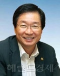 김영석 해수부 장관, 인천항 보안시설 현장점검…전국 항만보안 현안점검회의 개최