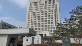 대법, 미용사 자격없이 ‘염색체험방’ 열어 염색했다면 유죄
