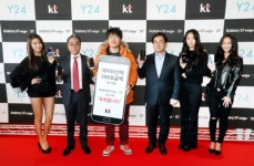 한국초저온오산(유)(CDU-1(1호)) | 갤럭시S7 출시 첫날, 이통사 초반 주도권 잡기 ‘후끈’…스타 마케팅에 경품 행사까지