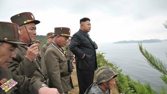 북한 김정은 참관 남한상대 상륙및 방어훈련 실시