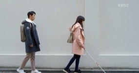 ‘페이지터너’ 김소현, 시력 잃고 첫 등교 “혼자 감당할게”