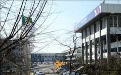 당신의 ‘작은결혼식’ 사연을 공모하세요