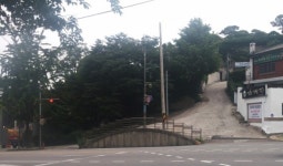 종로구, 위험천만 급경사 ‘청운문학도서관 진입로’ 개선
