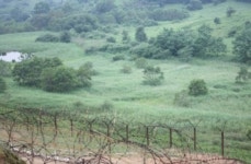 비무장지대의 ‘무장지대’화…北 먼저 중화기 반입하자 유엔사 맞대응