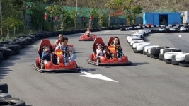 관광객 몰리는 여수박람회장 임대매장도 활기