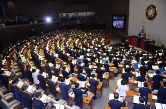 [국회의원 재산공개] 신규 154명 중 48명이 가족 재산 공개 거부, 31%로 19대 때보다 높아져