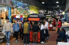 “남광주시장이 밤기차 야시장으로 바뀌었어요”