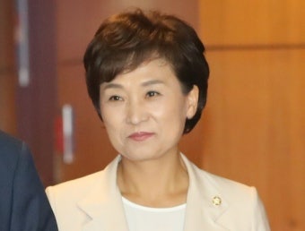 김현미 장관 내정에 국토부 ‘깜짝’…“분야특성상 이례적”