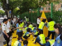 마포구, 어린이 교통사고 없앨 ‘옐로카펫’ 설치 박차