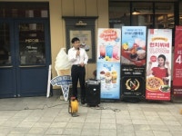 “정우현 속죄하라”…미스터피자가맹점주 110명 본사 집회