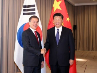 한중정상회담, 첫 대화로 ‘세월호 인양’ 택한 文대통령