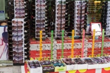 [여름태양과 맞서라 ①] 열 패션템 안 부러운 한 Eye템…선글라스 고를 때 이것만은 꼭!