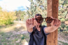 [여름태양과 맞서라 ①] 열 패션템 안 부러운 한 Eye템…선글라스 고를 때 이것만은 꼭!