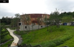 돌ㆍ철판ㆍ이끼까지 그대로…‘문화비축기지’ 상암동 명소될까