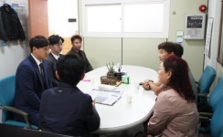 도현종합건설, 갈산1동 주민센터에 ‘사랑의 쌀’ 전달