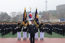 [포토뉴스] “성실한 민중의 지팡이가 되겠습니다”