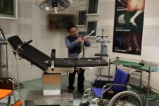 [휴먼스토리]의료기 국산화 1호·척추임플란트 1호…솔고바이오 김서곤 회장