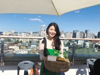 “비건 핫도그도 역시 소스 맛이네” 세운상가에 울려퍼진 ‘에코푸드마켓’