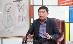 [2018 대한민국 가치경영대상-㈜홍진기업]BYD 전기지게차 유지 및 보수 폭넓게 맡아