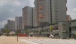 [르포] 한때 3.3㎡당 1억 위례 상가...“트램에 속았다”