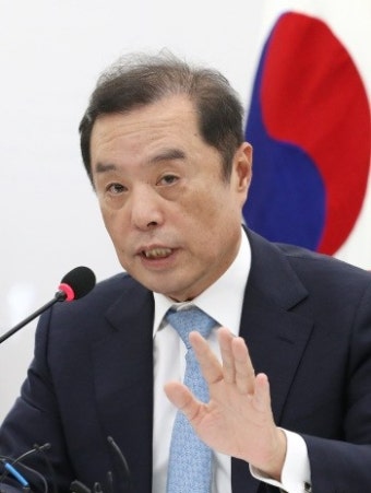 한국 여당, 비대위원장 선출 방식 관련 논의 지속 중 
