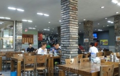 [점심의 사회학⑨] “주차쉽고 빨리 먹어야 돈 벌러 나가지” 기사식당의 ‘스피드점심’