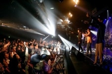 015B(공일오비), 1990년 데뷔 이후 첫 소극장 콘서트 성료