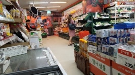 “1인가구 모셔라”…진화하는 슈퍼마켓