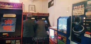 [상권 흥망성쇠①] 낙원상가 옆 ‘극과 극’ 상권…활기잃은 인사동 vs SNS 성지된 익선동