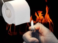 “신 내림 받았다”…X-마스날 상가 화장실에 불 지른 20대 입건