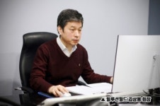 [와이드인터뷰]일루션월드 김상용 회장 “VR 기반 융복합 엔터테인먼트 문화 선도할 것”