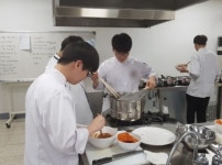 “우리는 저임금 노동자인가요”…‘인권·안전 사각지대’ 특성화고 현장실습