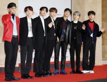 방탄소년단 5관왕·트와이스 2관왕…日 골드디스크, K팝 가수들 ‘접수’