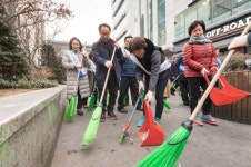 “건대 맛 거리 청소는 우리 손으로”…화양동 가꿈이 발대